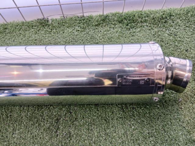 YOSHIMURA Slip-on Cyclone Silencer
ZRX1200
Removal of DAEG (EBL-ZRT20D, 2012)