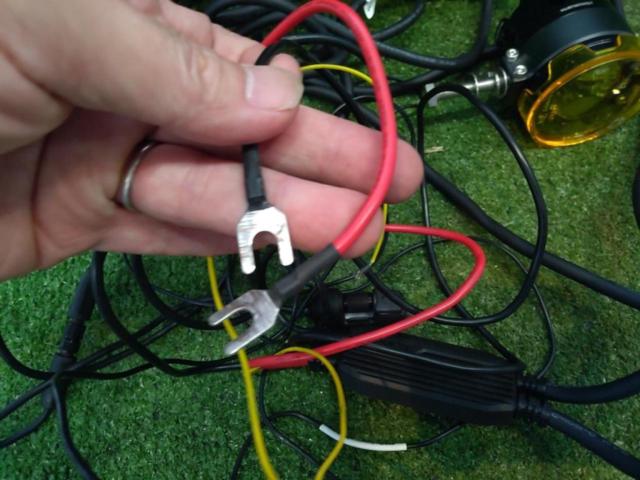 点灯動作確認済み ★【LOBOO ロブー】 商品番号:L7S LEDフォグランプ ハイ&ロービーム一体型 8段階の明るさ調節可