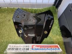 Genuine Yamaha options
Sport screen
XMAX
ABS(2BK-SG42J)