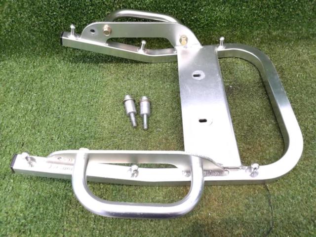 CLUB
GREEN
THUMB
Club Green Thumb
Rear support Carrier
XR250
MD30
1995-2007