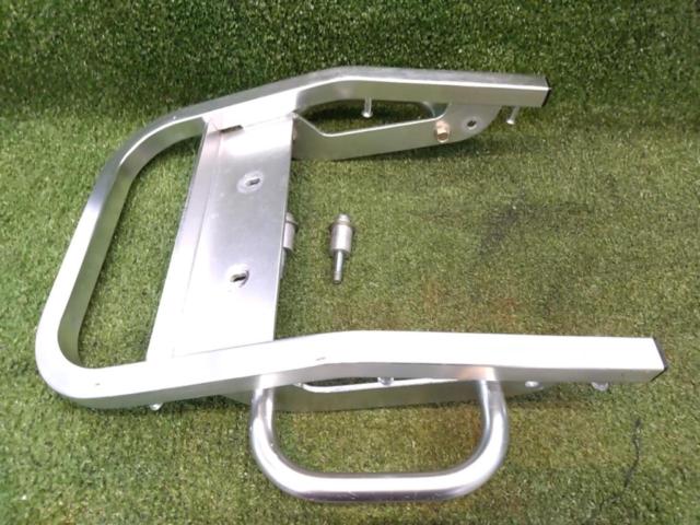 CLUB
GREEN
THUMB
Club Green Thumb
Rear support Carrier
XR250
MD30
1995-2007
