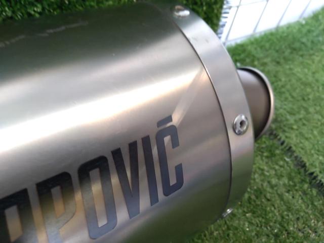 ●AKRAPOVIC
Genuine accessories
Titanium sports silencer/slip-on muffler
BMW
R1200 GS / Adventure
Year Unknown