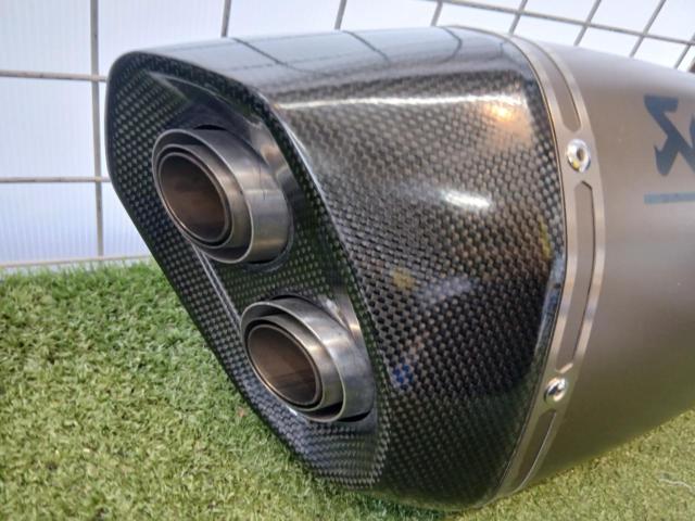 AKRAPOVIC (Akrapovic) Genuine Options
Slip-on silencer
R1250RT (0J61)