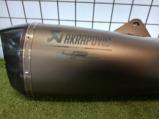 AKRAPOVIC (Akrapovic) Genuine Options
Slip-on silencer
R1250RT (0J61)
