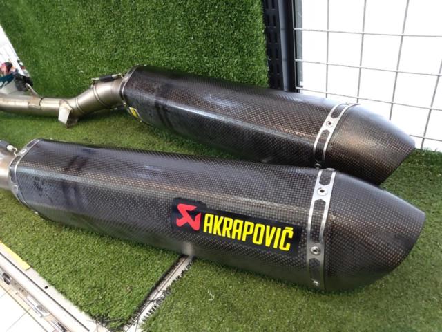 AKRAPOVIC
Slip-on muffler
Ninja
ZX-14
Ninja
ZXNA
Year Unknown