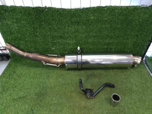 Metal
Gear
Single Type
Slip-on muffler
Exhaust cap (blind plug) & bracket included
SUZUKI
GSR 250 F
JBK-GJ55D
2015
Remove