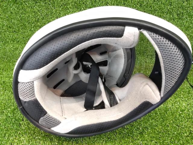 Lead Industries
SF-12
Full-face helmet
STRAX
Strax
white
Size: L (59cm ~ 60cm)
2020 production