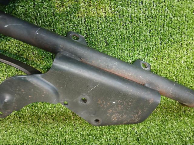 Genuine Harley-Davidson parts.
Muffler tube stay
XL 883/1200 ('04 -' 13)