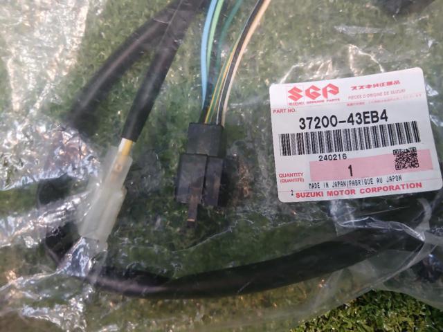 SUZUKI
37200-43EB4
Genuine
Switch Assi
Handle