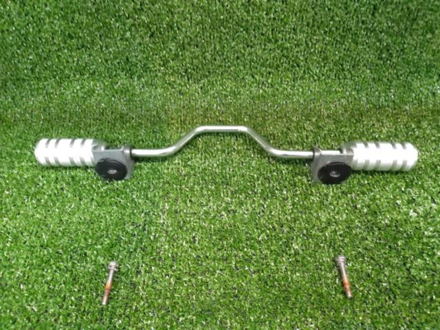 [Manufacturer unknown]
General purpose
Aluminum
Step bar
Total length of about 500mm
Mounting hole spacing (measured from hole center): 285 mm