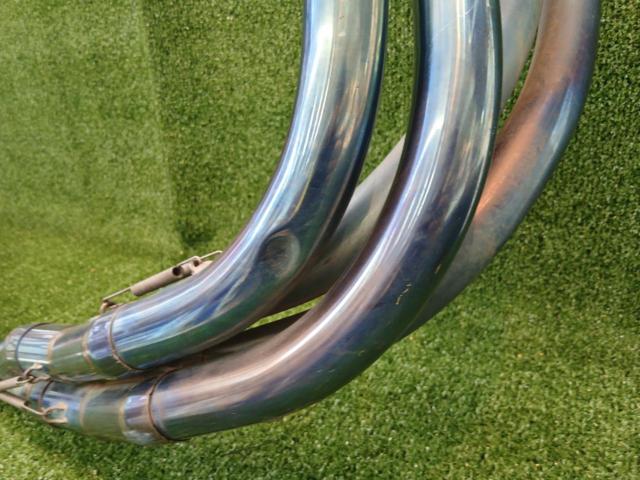 Manufacturer unknown
Full exhaust titanium muffler
UP type
The out single
Removed from a ZEPHYR1100 (ZRT10A, year unknown)