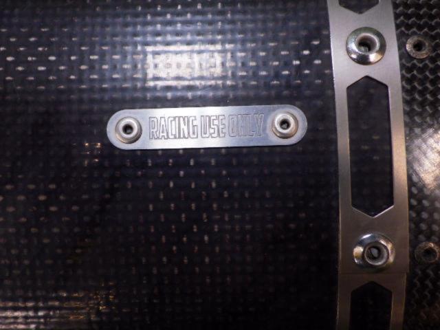 AKRAPOVIC
Slip-on muffler
CBR250RR
*No public roads