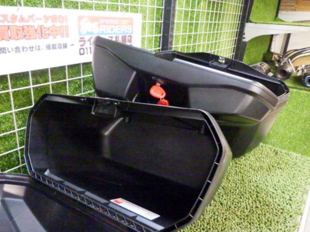 ★ GIVI  サイドケース 左右セット 【容量:22L】 E22ND