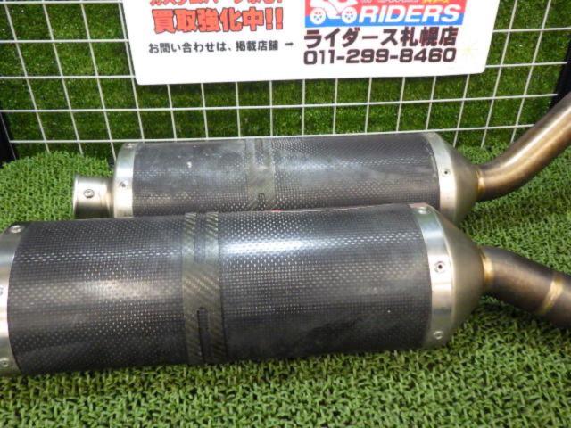  AKRAPOVIC (Akurapo Vittorio h)
SPsiries
Slip-on muffler
YZF-R1 ('07-'08)?