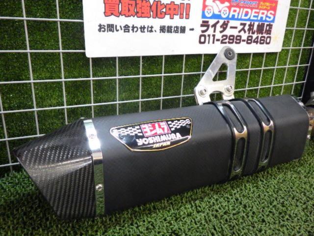 YOSHIMURASlip-on
HEPTA
Force
Cyclone
EXPORT
SPEC
R1200GS
2021
R12A
Remove