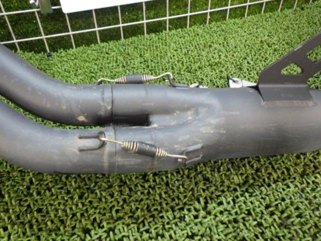 Moriwaki
Engineering (Moriwaki)
Full
Exhaust
CROSS
TWIN
BLACK
Full exhaust muffler
(Part number: 01810-CG803-00)