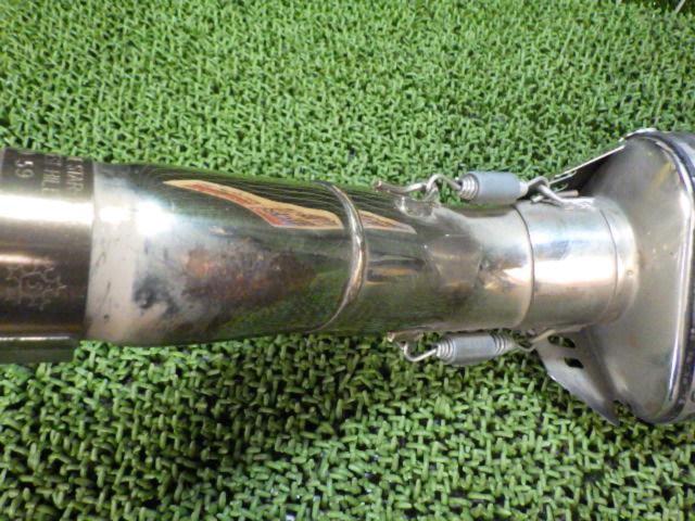 USA Yoshimura
R-77
Carbon slip-on silencer
GSX-R600/GN7EA ('12)
L type
Remove