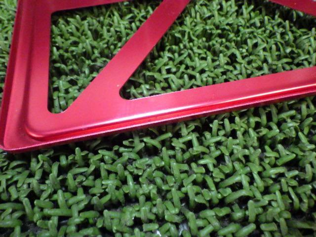 DAYTONA (Daytona)
Lightweight license plate holder
Red