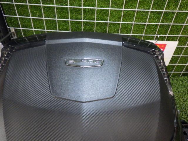 GIVI (ENT)
B37
BLADE
General purpose monolock top case
Capacity: 37L