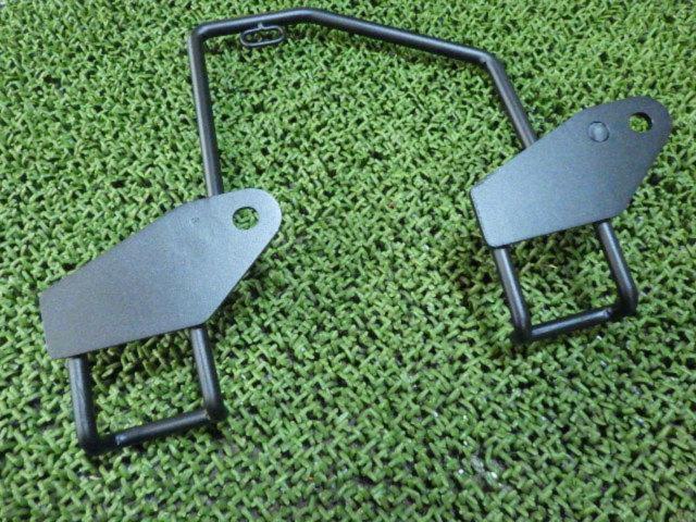 Unknown Manufacturer
Side bag support
For left
Rebel 250/S (17-21) Rebel 500 (17-21)