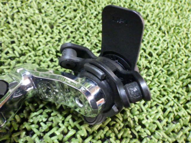 QUAD-LOCK
Handlebar mount
Vibration damper set
22.2Φ