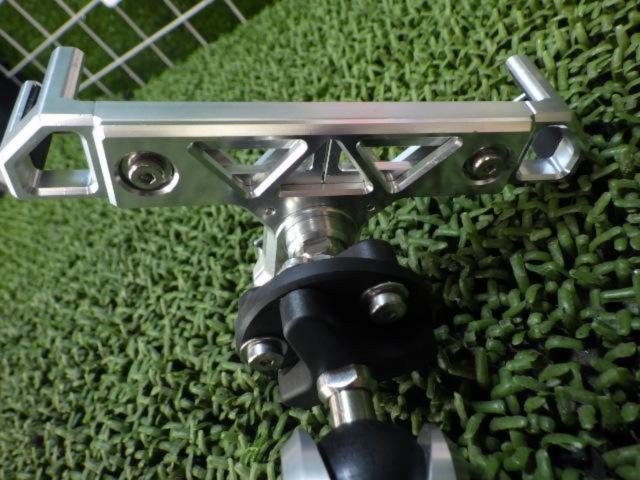 SYGNHOUSE (sign House)
Sumaho holder
With vibration absorption unit (without pipe clamp base)