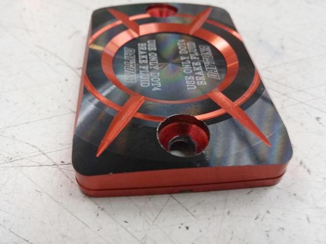 DAYTONA (Daytona)
PremiumZone Square Master Cylinder Cap
PCX125(ALL)｜NSR250R｜CBR250RR(MC51)｜GB350｜ADV125/150 etc.