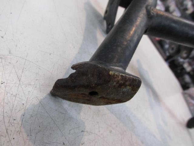 YAMAHA (Yamaha)
Genuine center stand
[MAXAM (SG17J / SG21J)]