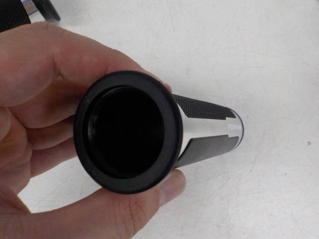 POSH
Hybrid grip
General-purpose / Handle diameter: For 22.2mm