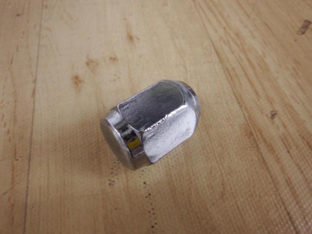 メーカー不明 ホイールナット P1.5 20個 HEX:21mm