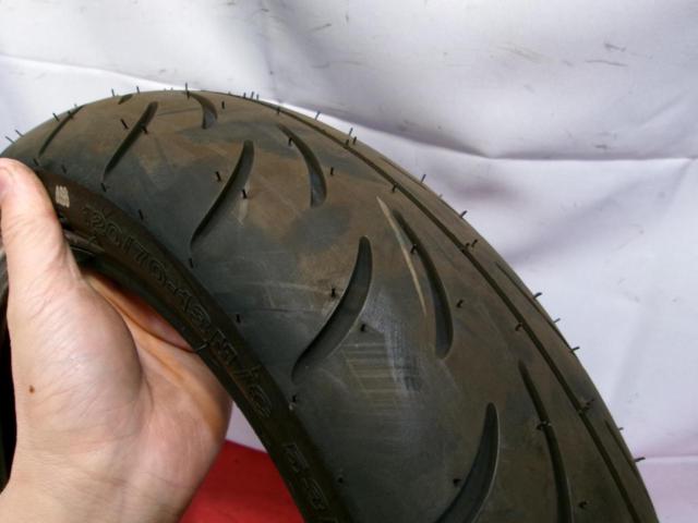 ワケアリ BRIDGESTONE MCS60015 BATTLAX SC 120/70-13 53P TL フロントタイヤ 製造2020年15週