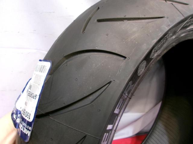 Wakeari
METZELER
2450500
SPORTEC
M7
RR
190 / 55ZR17
75W
TL
Rear tire
Manufacture 4 weeks 2020