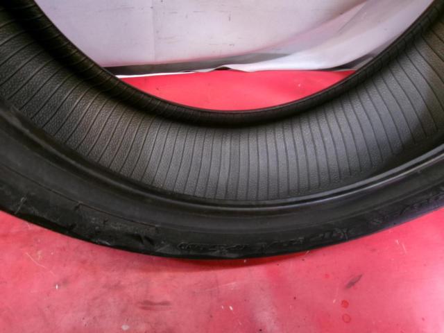 Wakeari
METZELER
2450500
SPORTEC
M7
RR
190 / 55ZR17
75W
TL
Rear tire
Manufacture 4 weeks 2020