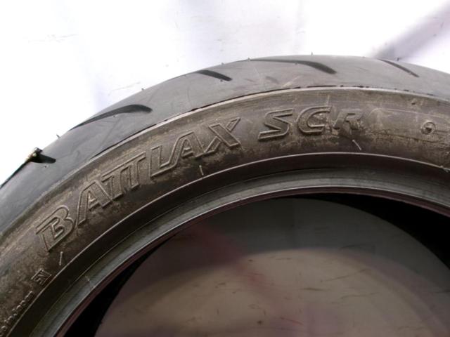 Wakeari
BRDGESTONE
MCR00303
BATTLAX
SC
160 / 60R14
65H
TL
Rear tire
Manufacture 15 weeks 2017