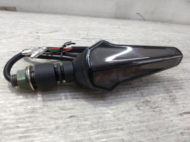 メーカー不明 シーケンシャルウィンカー