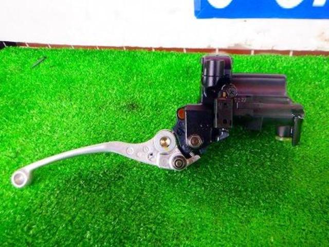 ▽値下げしました!8【左】メーカー不明 クラッチマスターシリンダー
