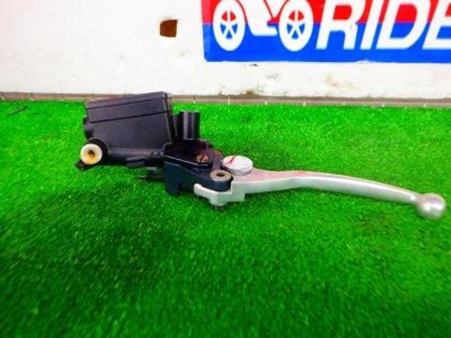 ▽値下げしました!8【左】メーカー不明 クラッチマスターシリンダー