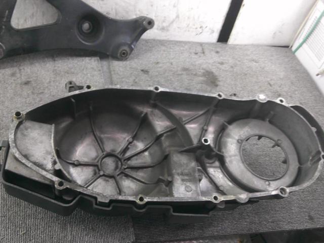 Majesty 250 (4HC)
Swingarm + Crankcase Cover + Cover 3-Piece Set