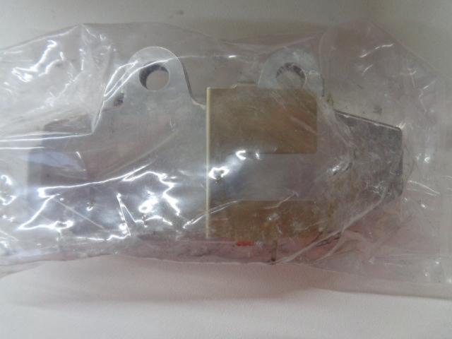 大特価! ハーレー 純正 ブレーキパッド 41300102 FRT 41300197 REAR セット 値下げしました | 新古品 | アップ ...