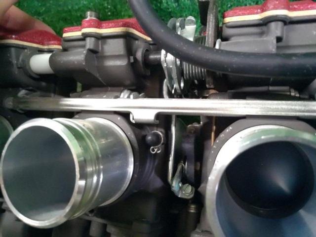 YOSHIMURA/MIKUNI
TMR
Carburetor
Removed from a GPZ900R (90's)
36Φ