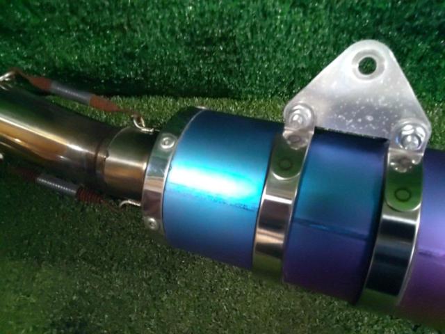 Moriwaki
Engineering
Slip-On
Exhaust
ZERO
SS
ANO
Removal of CBR 250 R (MC 41)