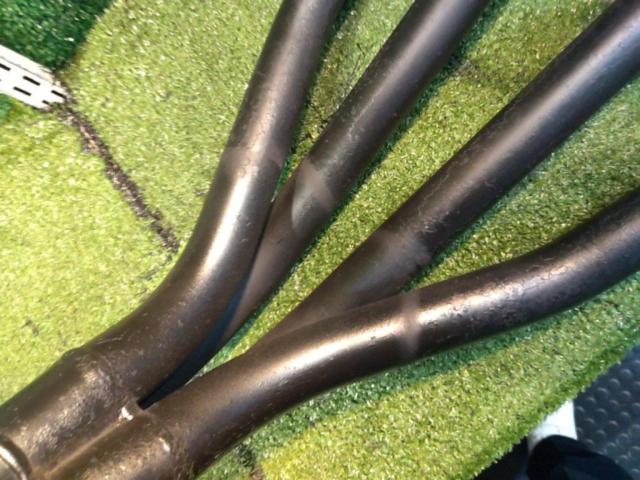 Moriwaki
Engineering Black Short Exhaust Pipe
One-piece muffler
CB400FOUR (NC36/’97-’01)
* With holes