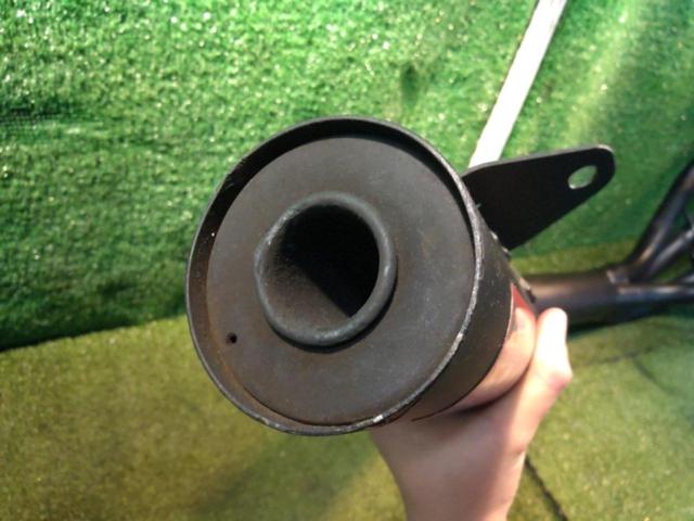 Moriwaki
Engineering Black Short Exhaust Pipe
One-piece muffler
CB400FOUR (NC36/’97-’01)
* With holes