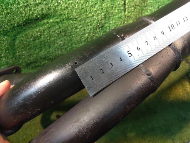 Moriwaki
Engineering Black Short Exhaust Pipe
One-piece muffler
CB400FOUR (NC36/’97-’01)
* With holes