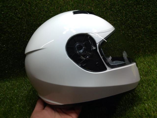 Lead Industries SF-12
Full-face helmet
Size: M (less 57-58cm)
white