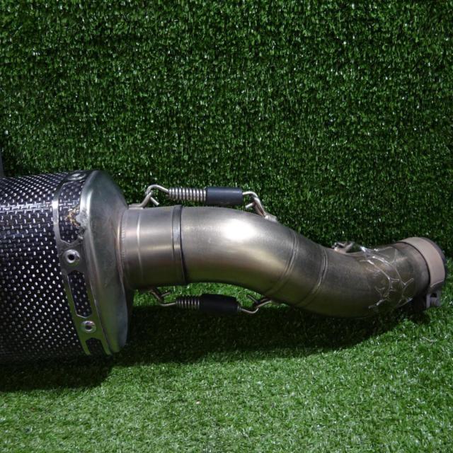 ☆【AKRAPOVIC(アクラポヴィッチ)】 スリップオンライン カーボン 