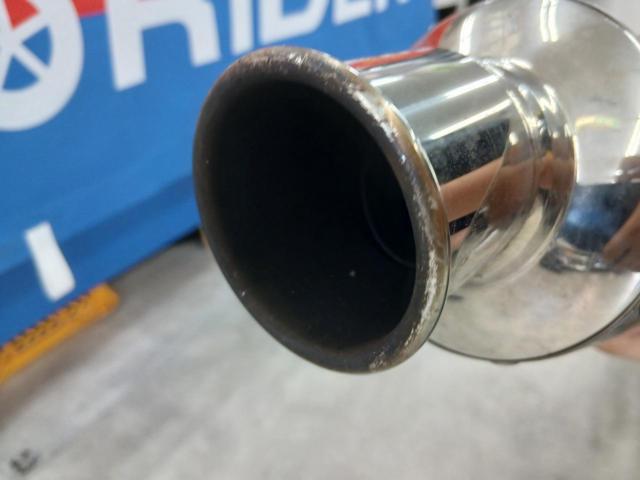 YOSHIMURA
Machine-bent titanium cyclone full exhaust muffler
CB400SF / SB (NC39)