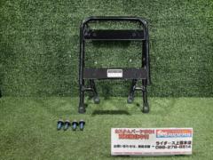 YAMAHA
Rear carrier
AXIS
Z
Q5K-YSK-105-E01
