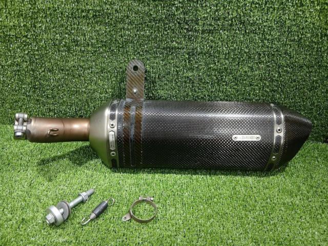 AKRAPOVIC
HEXAGONAL
Carbon silencer
Ninja250/Z250(JBK-EX250L/JBK-ER250C)