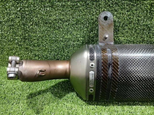 AKRAPOVIC
HEXAGONAL
Carbon silencer
Ninja250/Z250(JBK-EX250L/JBK-ER250C)